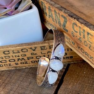 ✨BOHO ETCHED TRIPLE MOONSTONE CUFF BRACELET